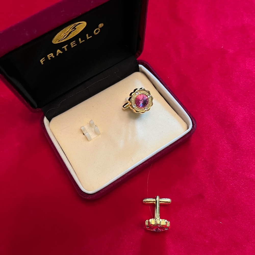 Cuff links - Picture 3 of 3